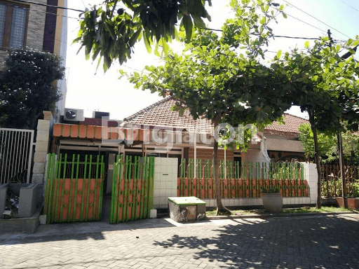 Rumah Di Manyar Tirtoyoso Surabaya Row Jalan 3 Mobil 1