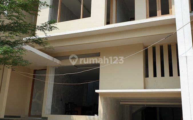 CIPUTAT TIMUR ~ RUMAH MINIMALIS MODERN ~ LT.101/LB.152m 1