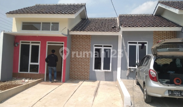 Beautiful House with Strategic Access to Public Roads, Bojonggede Station, and Toll Roads 2