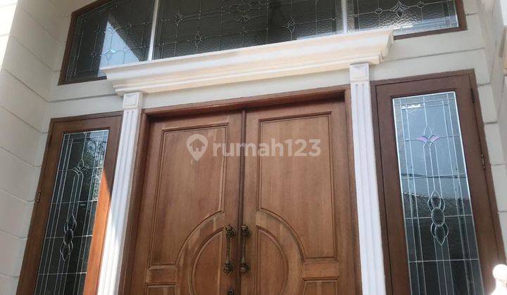 DIJUAL RUMAH MEWAH FULLY FURNISHED 3.5 LANTAI DI PULO MAS, JAKARTA TIMUR 1