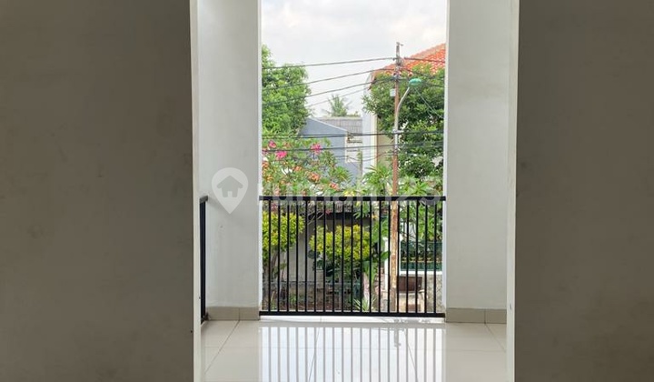 New house, 2 floors, nice in Elang Malindo East Jakarta 2