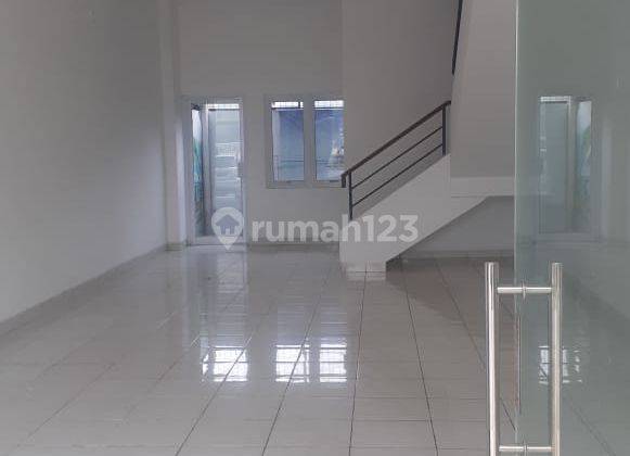 Disewakan Ruko berlantai 3 di Kawasan Gading Serpong, dengan harga sewa menarik 2