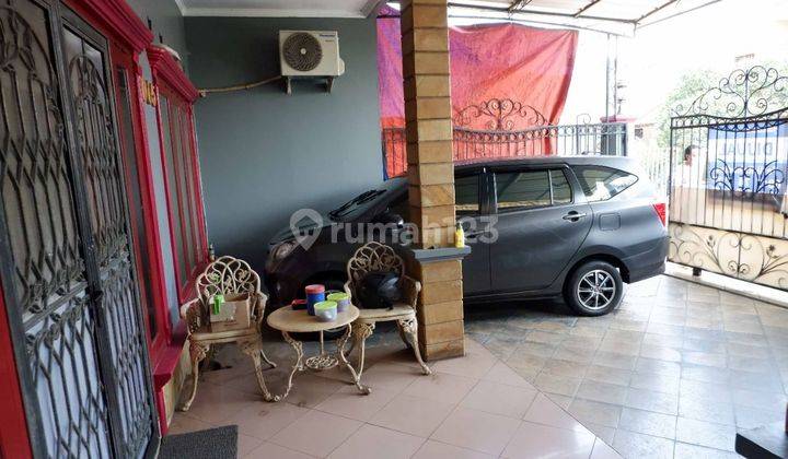 Rumah Duta Bintaro dijalan Utama 2