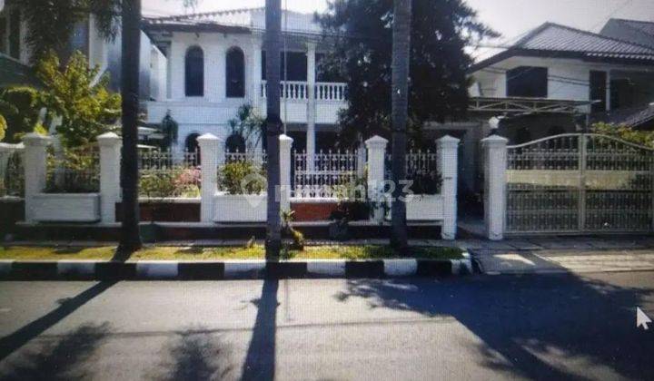 DIJUAL RUMAH KLASIK LOK BALAI PUSTAKA TIMUR RAWAMANGUN 2 LANTAI 2