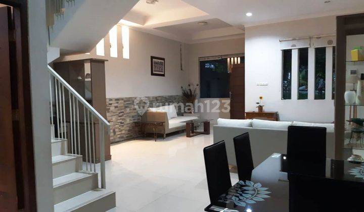 Rumah Lux Full Furnished siap huni di Setraduta Bandung 1