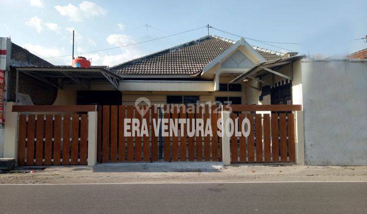 Rumah Kost Strategis Mojosongo Solo 1