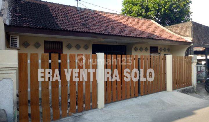 Rumah Kost Strategis Mojosongo Solo 1