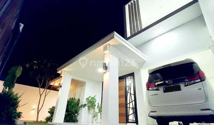 Rumah Modern Minimalist di Jalan Rawa Kopi, Andara, Jakarta Selatan 2