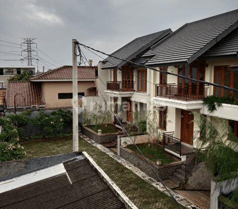 Rumah cantik minimalis baru dalam cluster 2