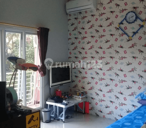 Rumah cantik harga menarik siap huni di Bintaro 2