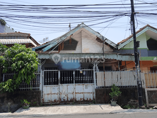 Dijual Rumah Tua Hitung Tanah Jakarta Barat 1