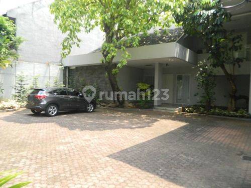 Stand Alone House Feel Like Living In A Resort Located In Kemang Area 2