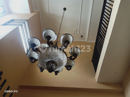 Rumah 2 lantai di perum elit hanya 5 menit kampus UNSOED Purwokerto 2