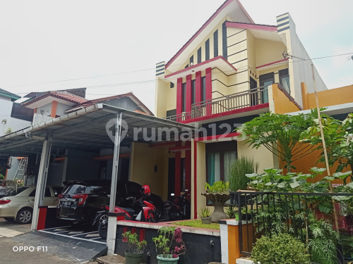 Rumah 2 lantai di perum elit hanya 5 menit kampus UNSOED Purwokerto