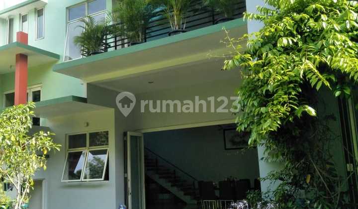 Rumah Bagus di Taman Telaga Golf Rumah Bagus di Taman Telaga Golf