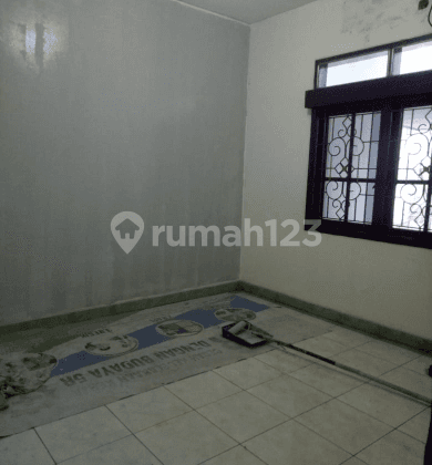 rumah rawamangun dekat rs persahabatan 2