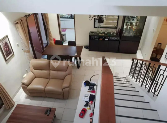 Di jual Rumah baru Renovasi langsung huni 2