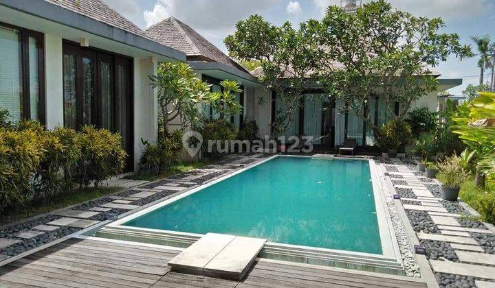 VILLA NEAR BEACH IN CANGGU DISCOVERY 1