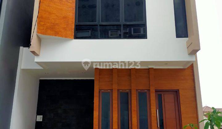 Rumah mewah harga ekonomis lokasi pinggir jalan 1