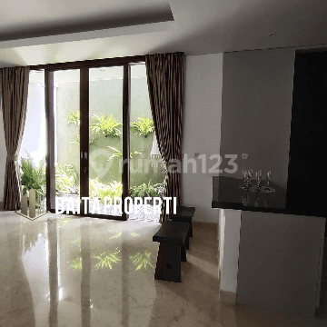 Kemang Ampera Modern Townhouse SHM 2