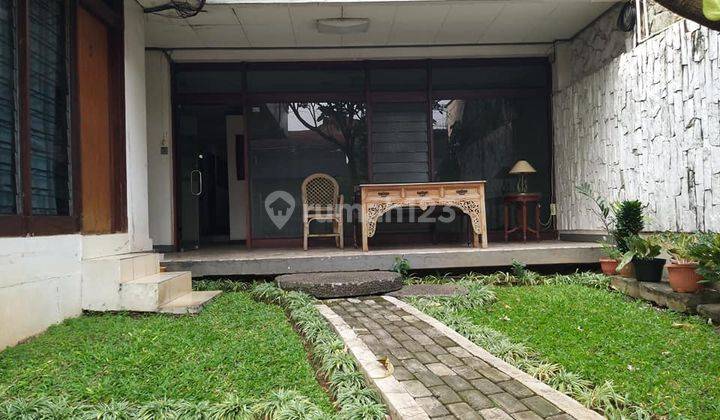 Rumah Lama di Jl Tebet Dalam, Lebar Jalan 2 Mobil Luas, Luas 480m2 20x24 , Hub 0813 1838 1838 1