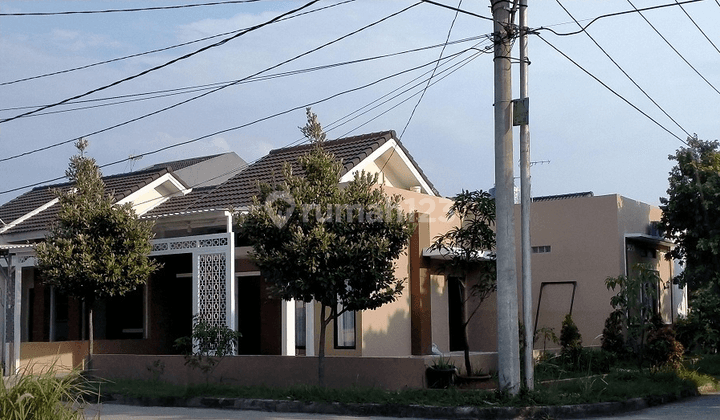 rumah asri dan strategis Harapan Mulya regency Bekasi 1