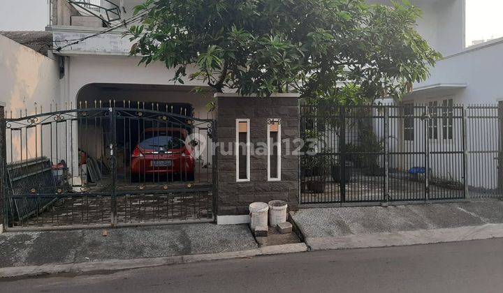 Rumah 2 lantai di Rawa Simprug - Kebayoran Lama 1