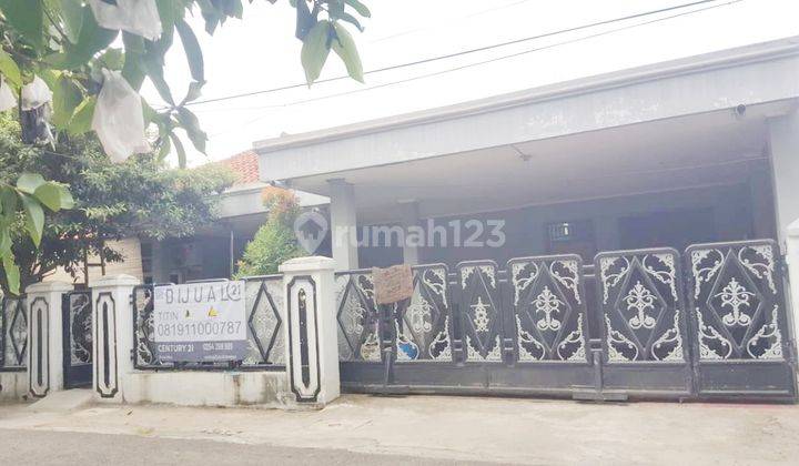 Rumah Huni dengan 10 Extra Rooms Serang 1