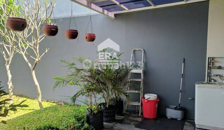 Rumah Kota baru parahyangan  Jln Larang Prabu 1