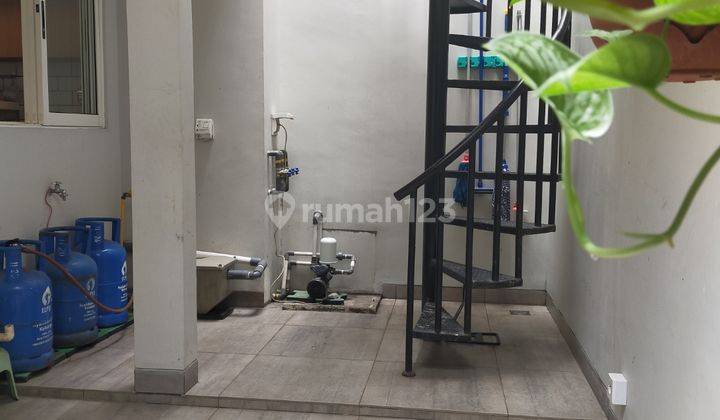 Rumah 2 lantai hoek di Volta, Scientia, Gading Serpong 2