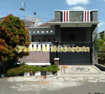 Turun harga limited stock, Rumah bonus furnish ada taman luar dan dalam harga menarik Turun harga limited stock, Rumah bonus furnish ada taman luar dan dalam harga menarik