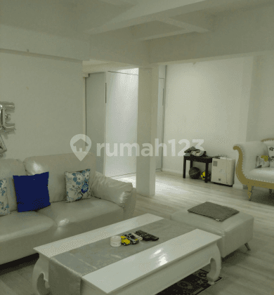 Rumah siap huni di Villa Pondok Indah 2