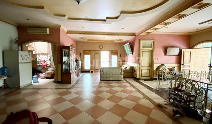 Beautiful Corner House Pulomas 18x20 2