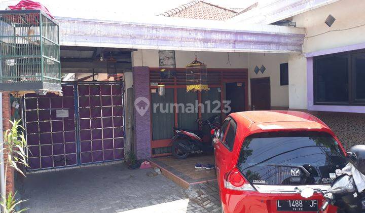 DEKAT FRONTAGE AYANI Rumah Lama Tanah Luas Bonus Kost 10 Kamar Gayungsari Surabaya 1