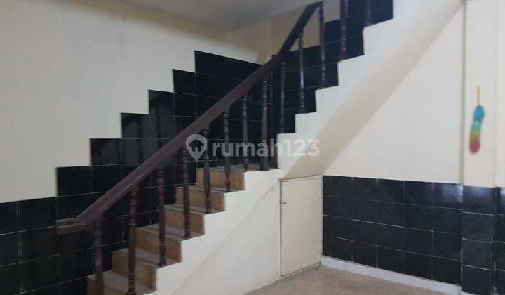 Rumah Strategis di Tebet, Jakarta Selatan 2