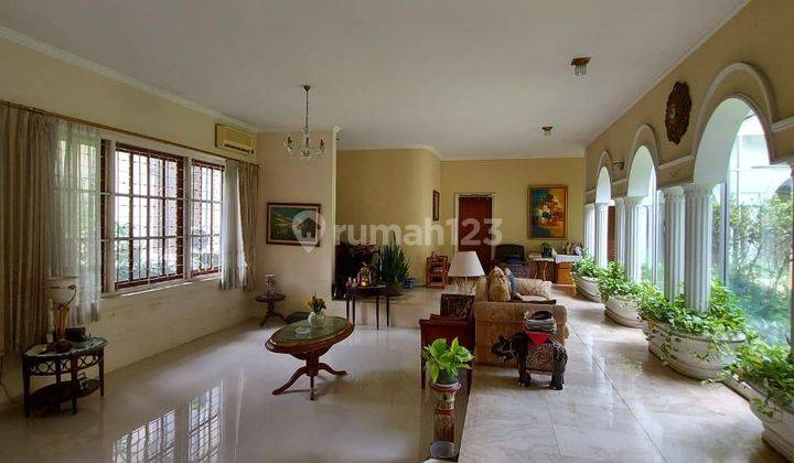 RUMAH MEWAH 2 LANTAI DAN PRIVATE POOL DIKEMANG 2