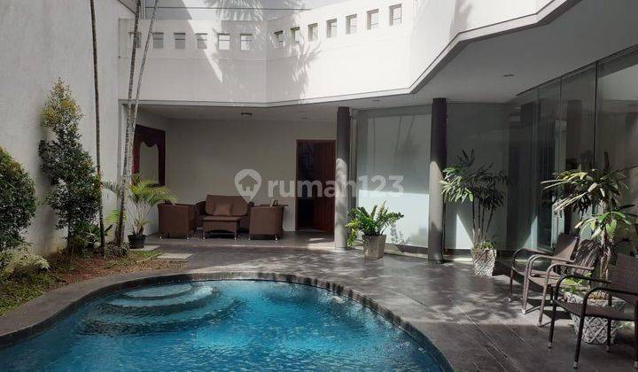 Rumah Mewah Dan Cantik ( 2 Lantai Di Jl.wijaya Dengan Private Pool Dan Tempat Sangat Strategis 1