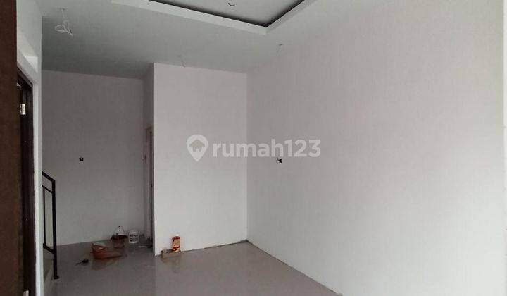 Rumah 2lantai harga murah dekat pintu tol cimanggis 2