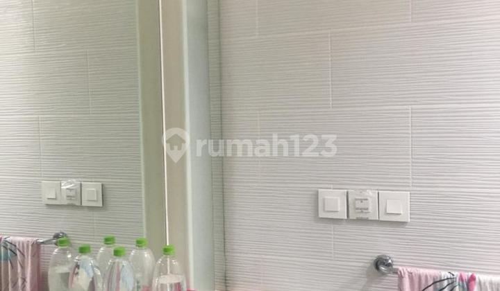 Rumah Rapih dan Siap Huni di Komplek Perumahan Green Ville Jakarta Barat 2