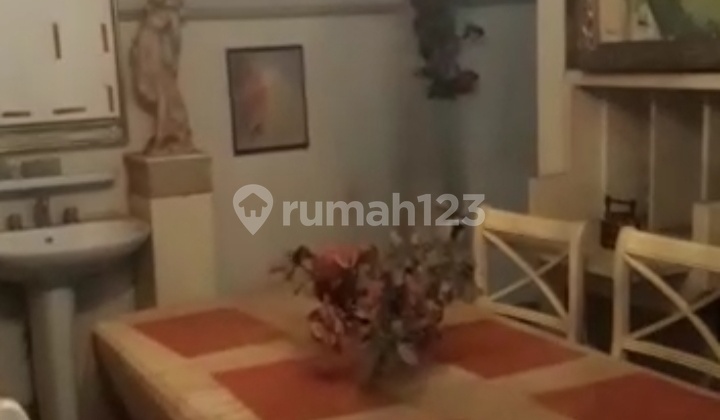 Rumah Sisimangraja No.25 2