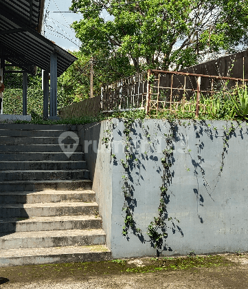 Rumah Second itung tanah saja murah kota Bandung 1