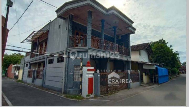 Rumah tengah kota  call 0813-2912-9880 dekat Solo Square di Pajang Laweyan Solo 2