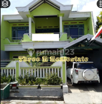 Rumah luas 200 an kamar banyak lokasi tengah kota Sulfat