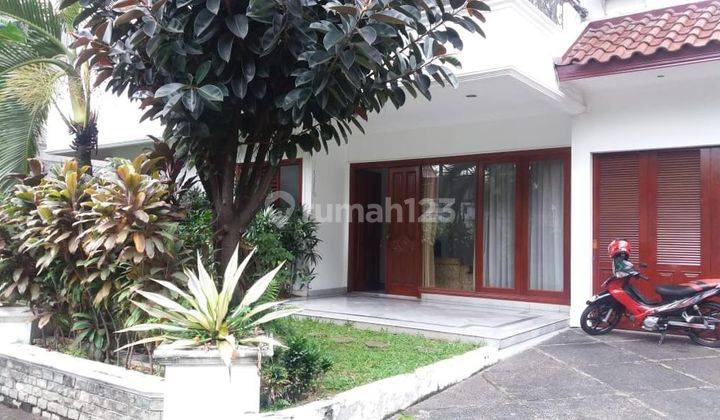 Rumah 2 Lantai Fully Furnished Siap Huni Dalam Compound Di Ampera-Kemang 2