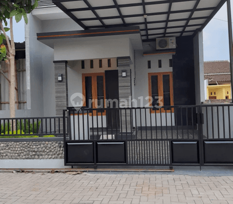 Rumah Bagus Dan Baru Purbayan Gentan Solo 1