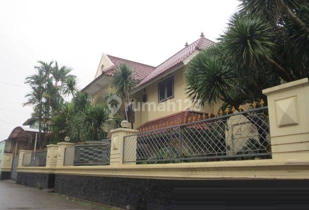 Rumah Besar di Bekasi Barat 1