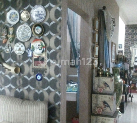 Grand Wisata Rumah Exclusive + Kolam Renang Pribadi Hadap Timur 2