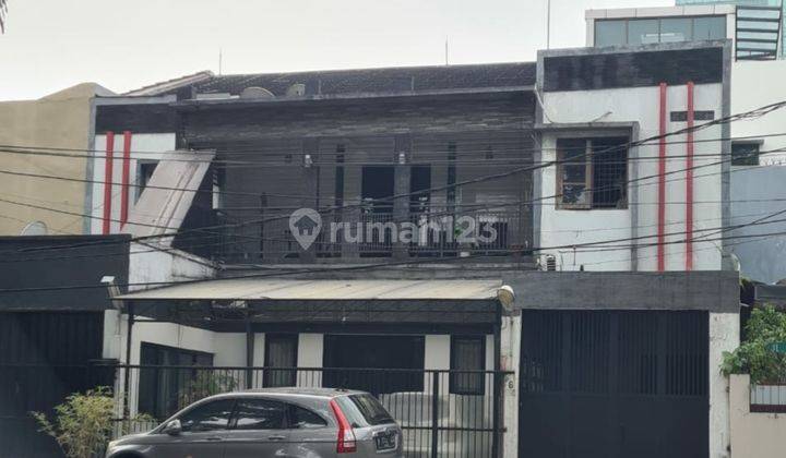 Rumah Kebayoran Hanglekir Iv Dekat Senayan City Kebayoran Baru, Jakarta Selatan. Turun Harga Termurah 1