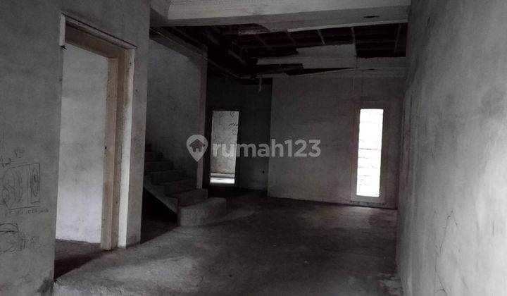 Rumah Setengah Jadi Strategis Solo Kota 2