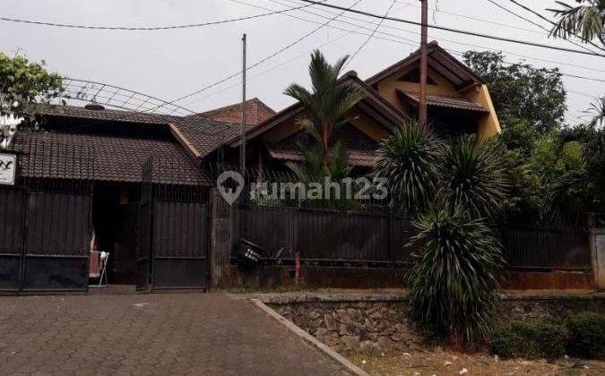 Rumah Luas Dan Nyaman di Pejaten Jakarta Selatan 1